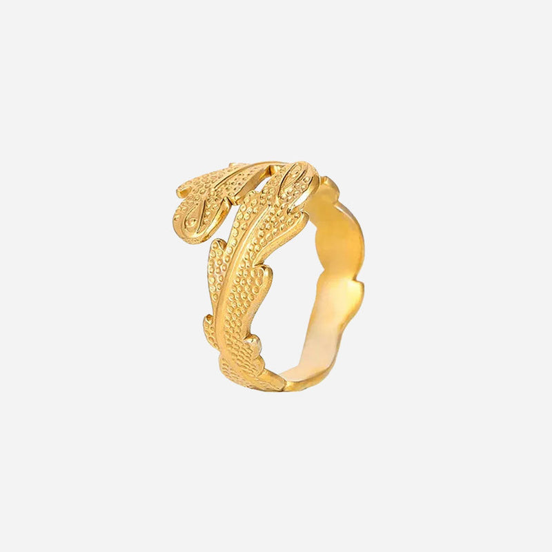 Janirelle | Coral Ring 18K Gold